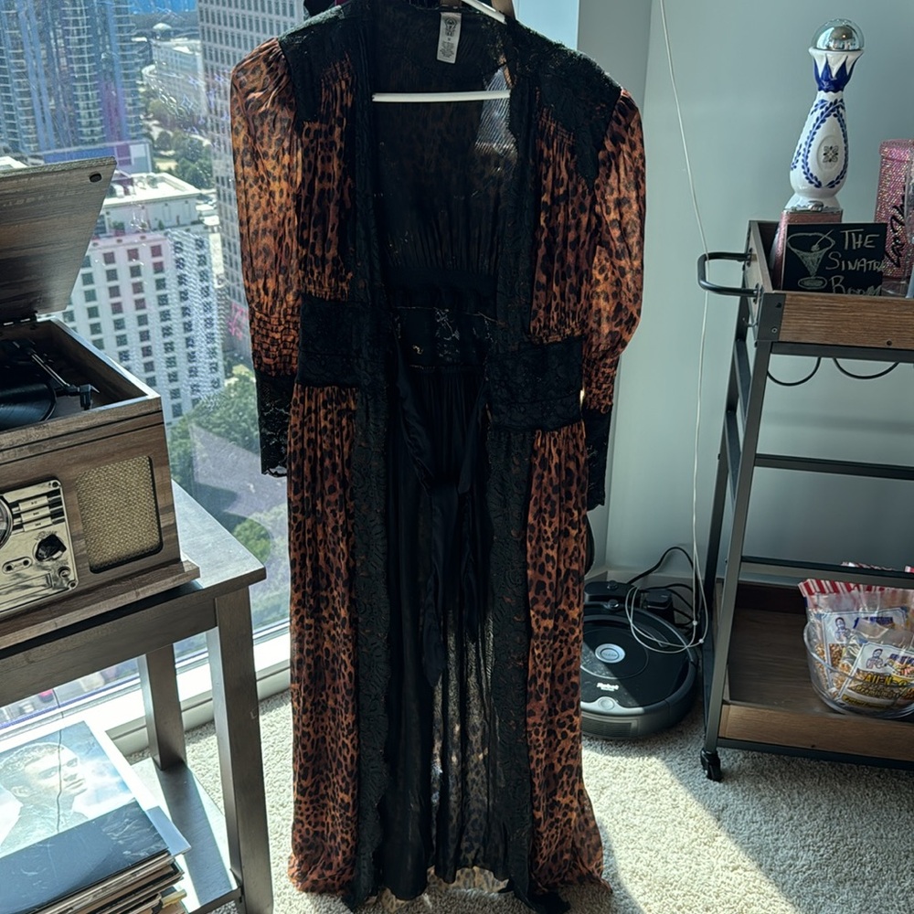 Lingerie Style Robe - Picture 2 of 5